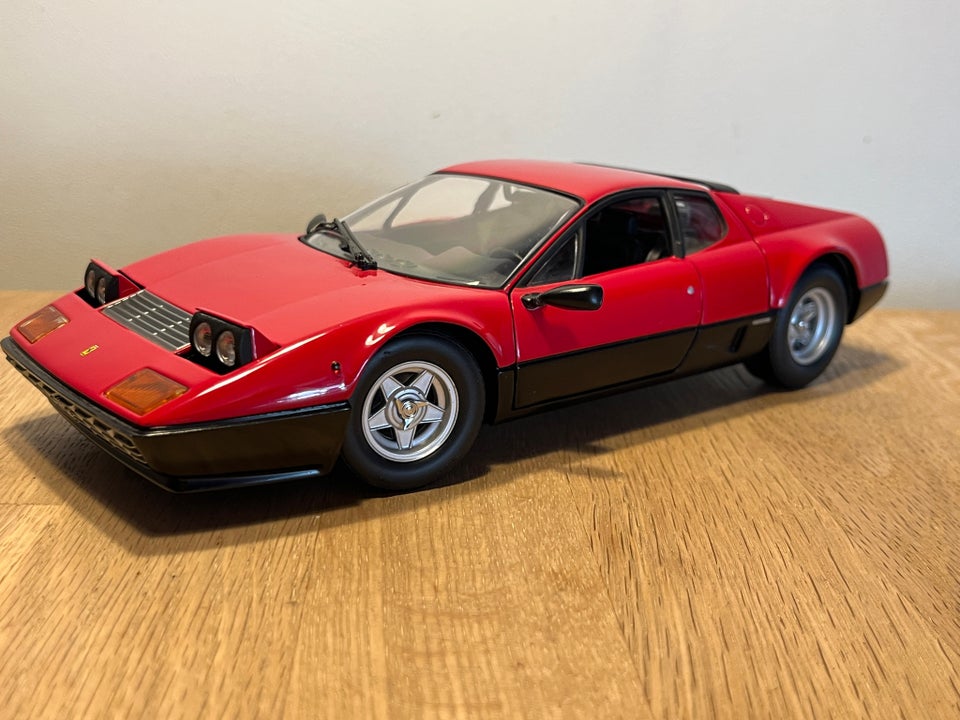 Modelbil, Ferrari 512 BB, skala