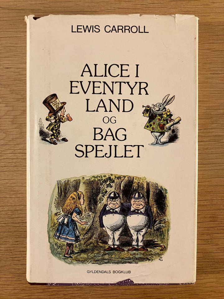 ALICE I EVENTYRLAND og BAG SPEJLET,