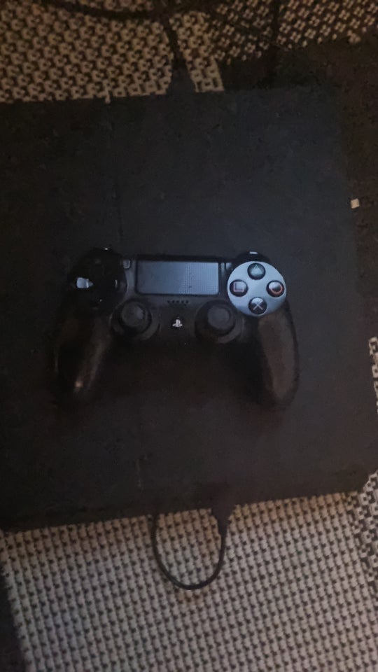 Playstation 4 God