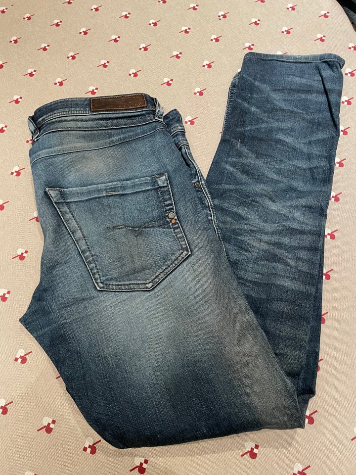 Jeans, Diesel, str. 30