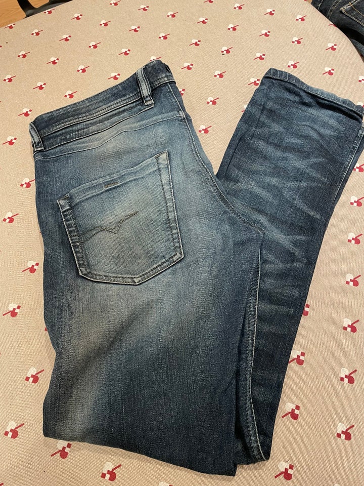 Jeans, Diesel, str. 30