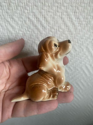 Porcelæn hund