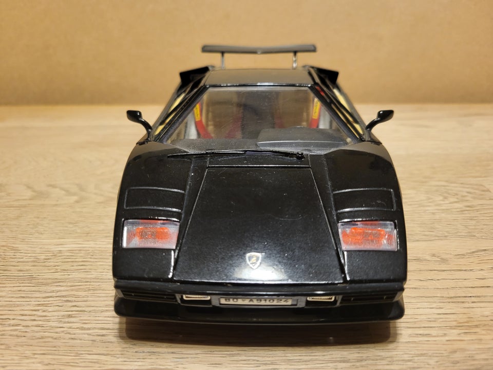 Modelbil, Lamborghini Countach