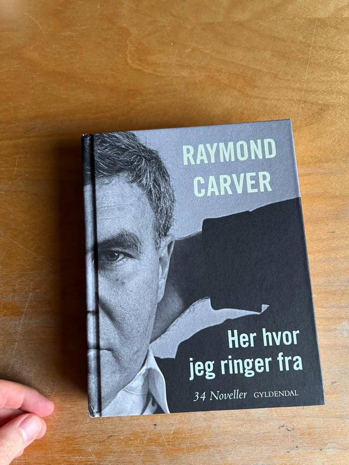 Her hvor jeg ringer fra - noveller,