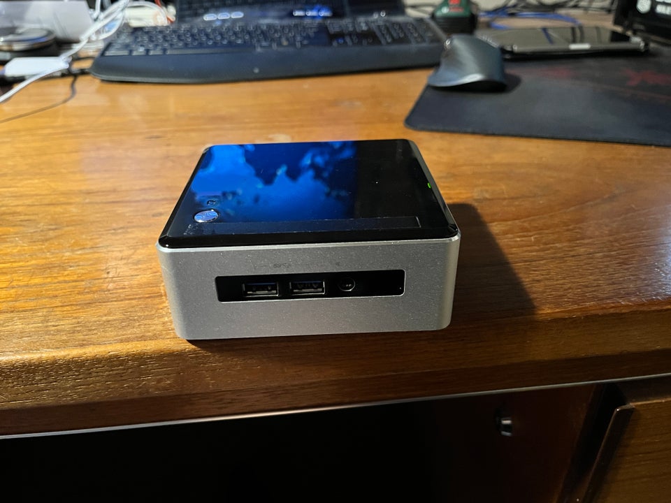 Intel, NUC, Core i5 2,3 Ghz