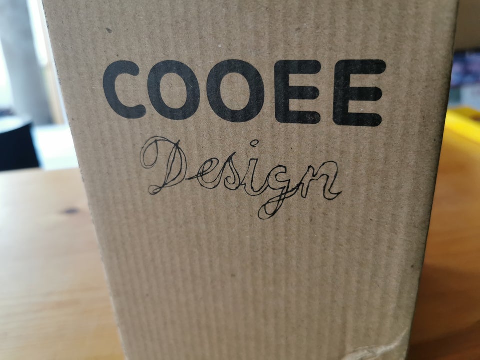 Vase, Vase, Cooee