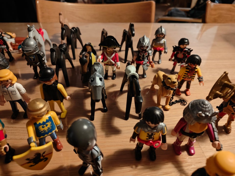 Playmobil, Playmobil