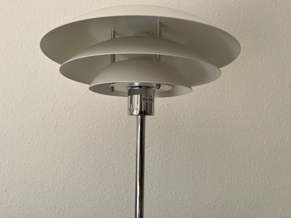 Gulvlampe Dyberg Larsen DL31