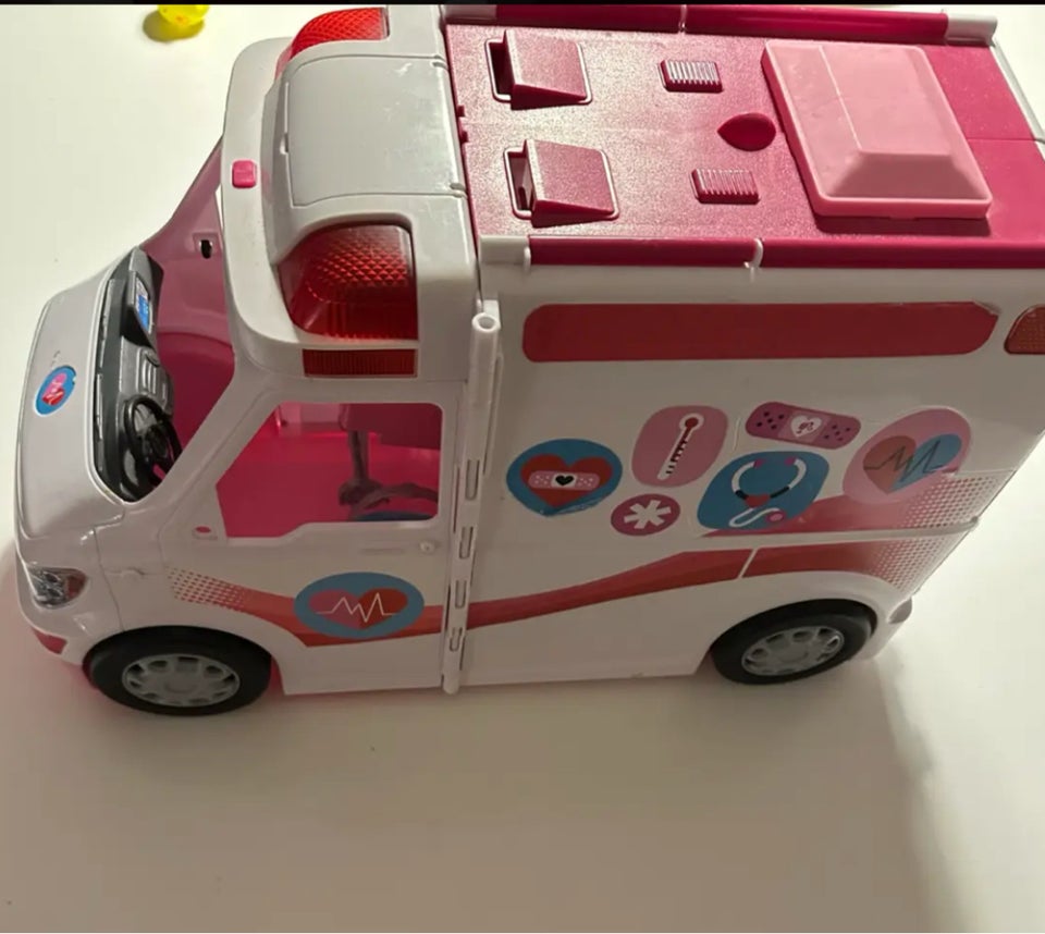 Barbie, Ambulance