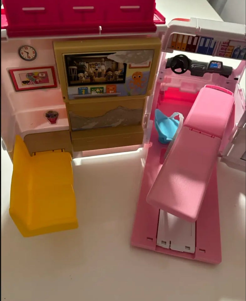 Barbie, Ambulance