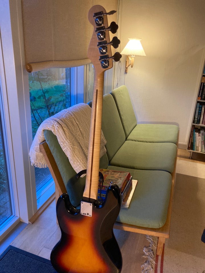 Elbas, Fender (Mex) Jazzbass