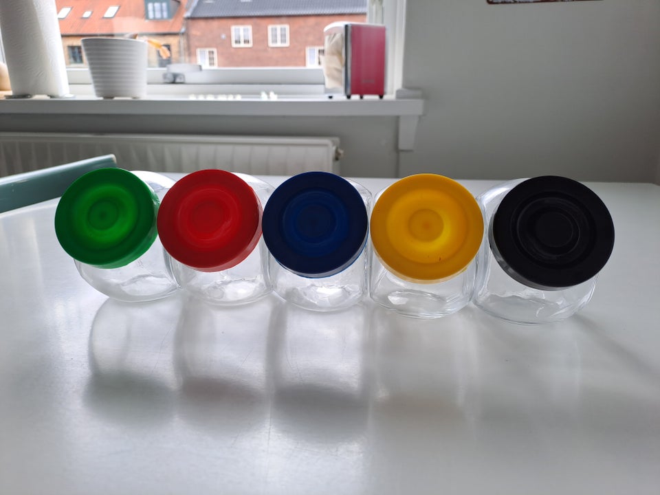 5 glas krydderikrukker ell andet