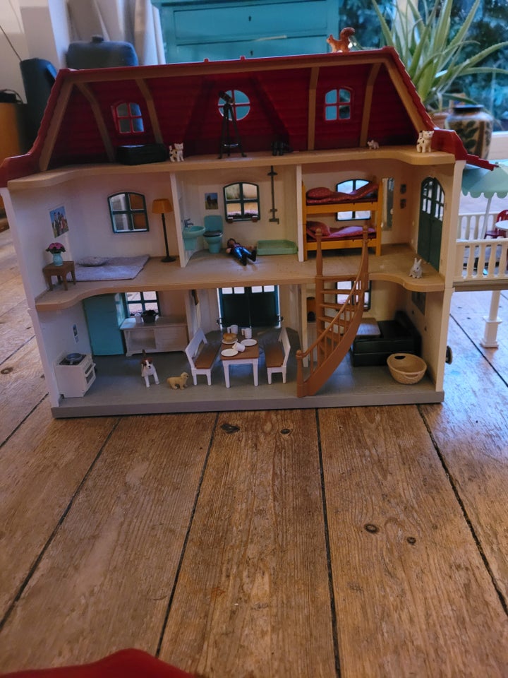 Dukkehus, Hus og stald , Schleich