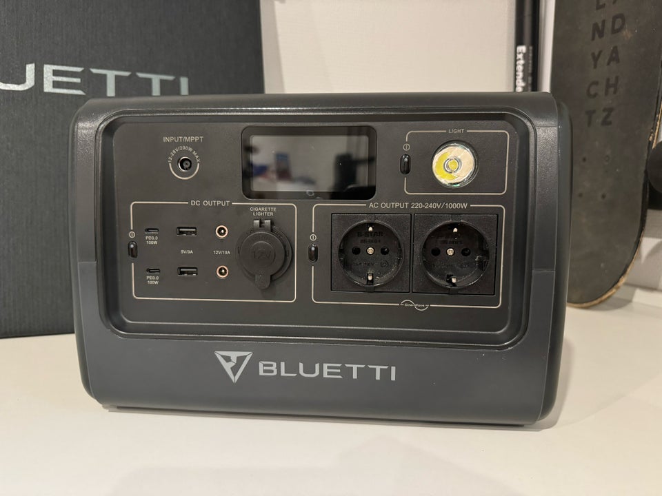 Andet, Bluetti EB70 + PV200