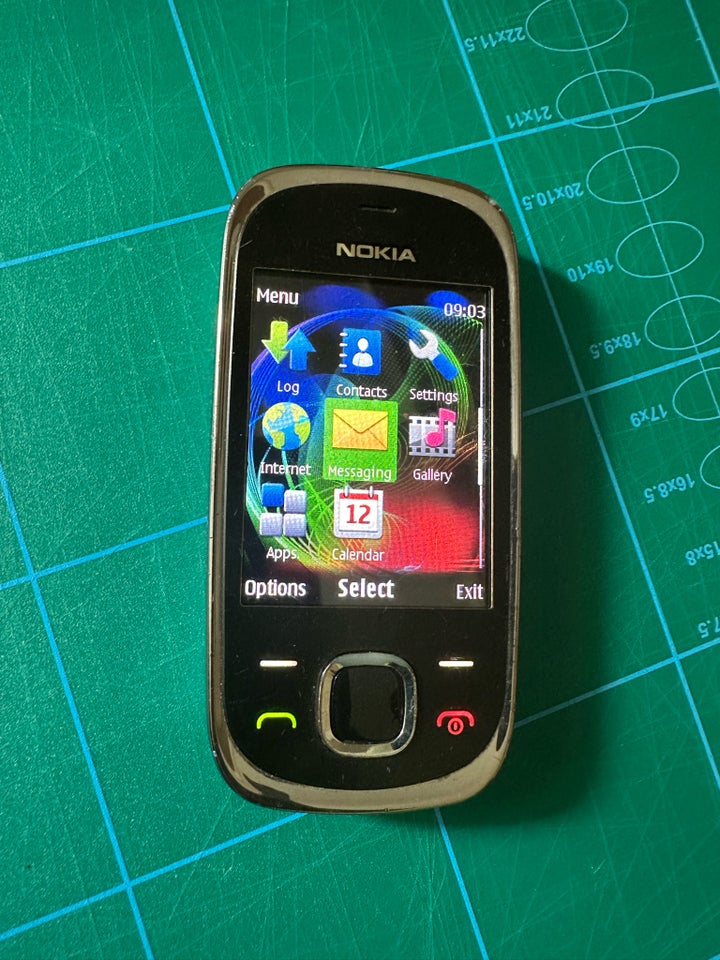 Nokia 7230 God