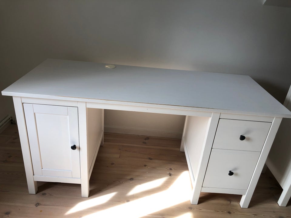 Skrivebord, Hemnes