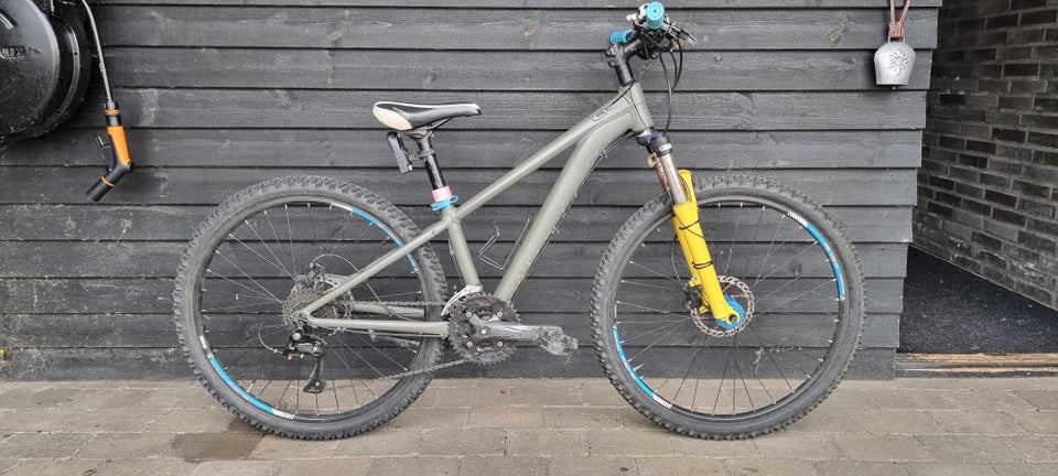 Trek Marlin 3500 hardtail 135