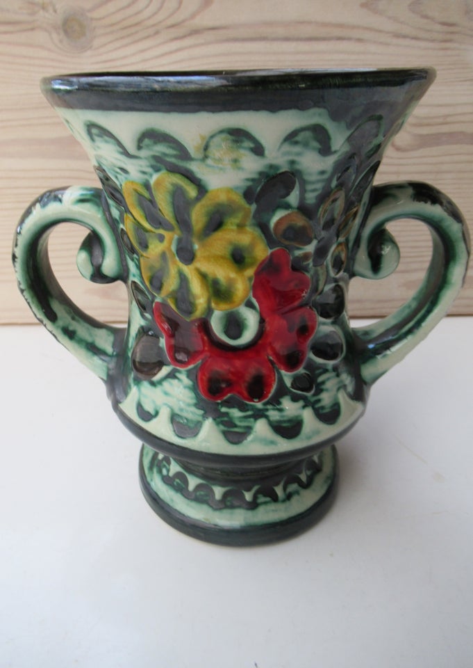 Majolika vase, W Germany