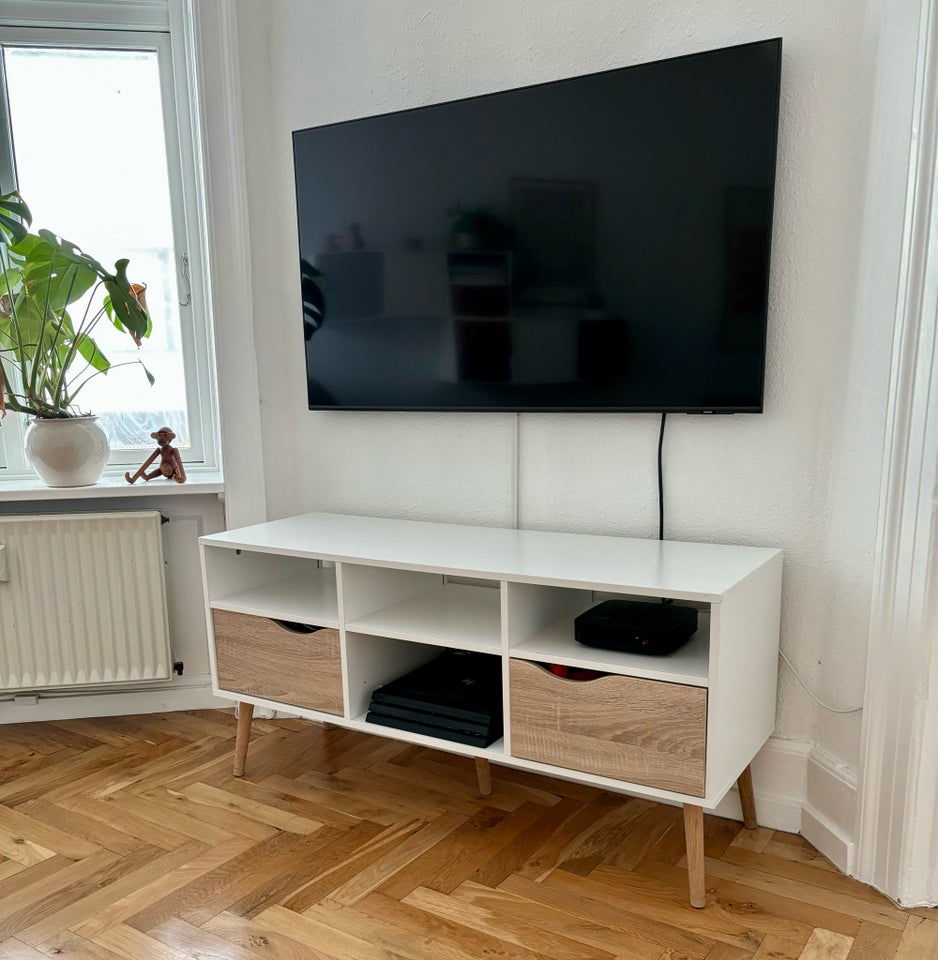 Tv-bænk, finer, b: 117 d: 39 h: 58