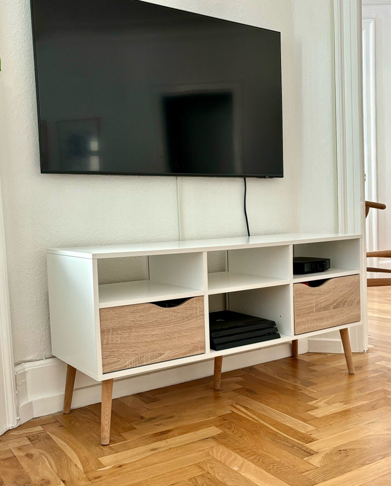 Tv-bænk, finer, b: 117 d: 39 h: 58