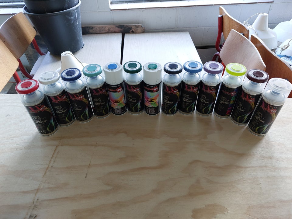 Spraymaling og klarlak 400ml