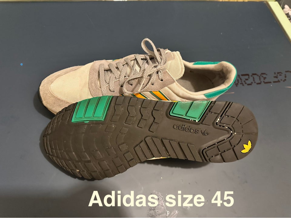 Herresko, Adidas , str. 45