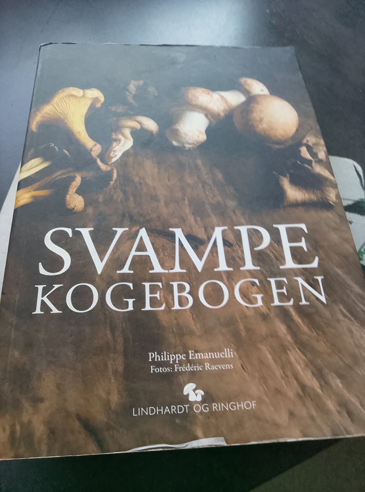 Svampebøger, Flere, emne: biologi