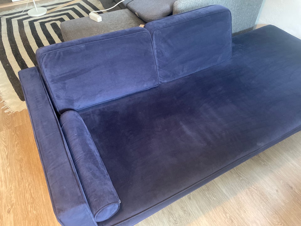 Daybed, velour, 3 pers.