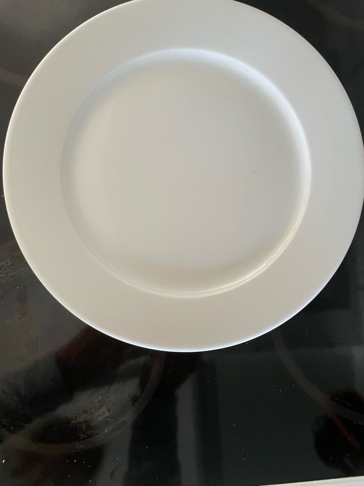 Porcelæn, Frokost tallerken,