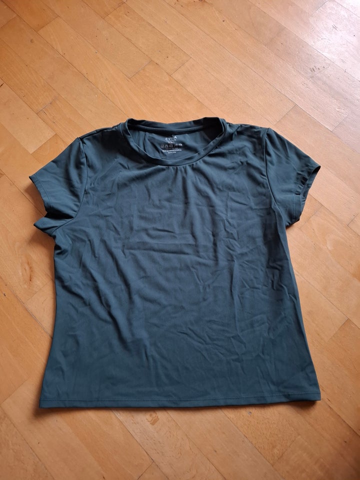 T-shirt, Ellie Ultralight Crop