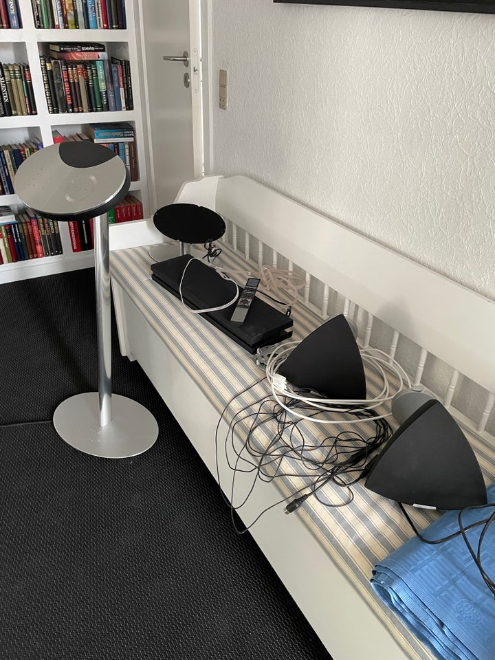 Andet  Bang  Olufsen Beocennter2