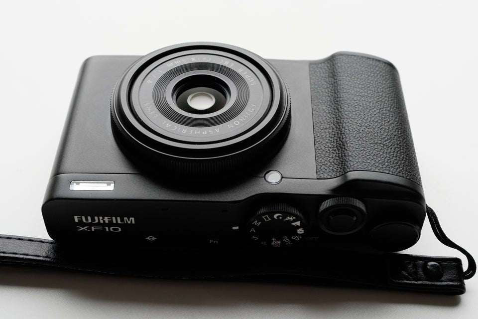 Fujifilm, XF10, 24 megapixels