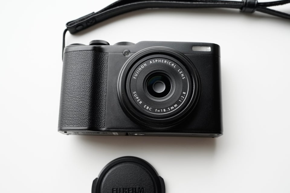 Fujifilm, XF10, 24 megapixels