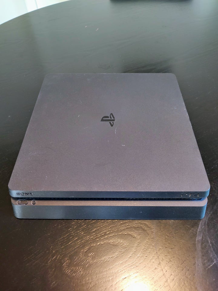 Playstation 4, SLIM, Perfekt