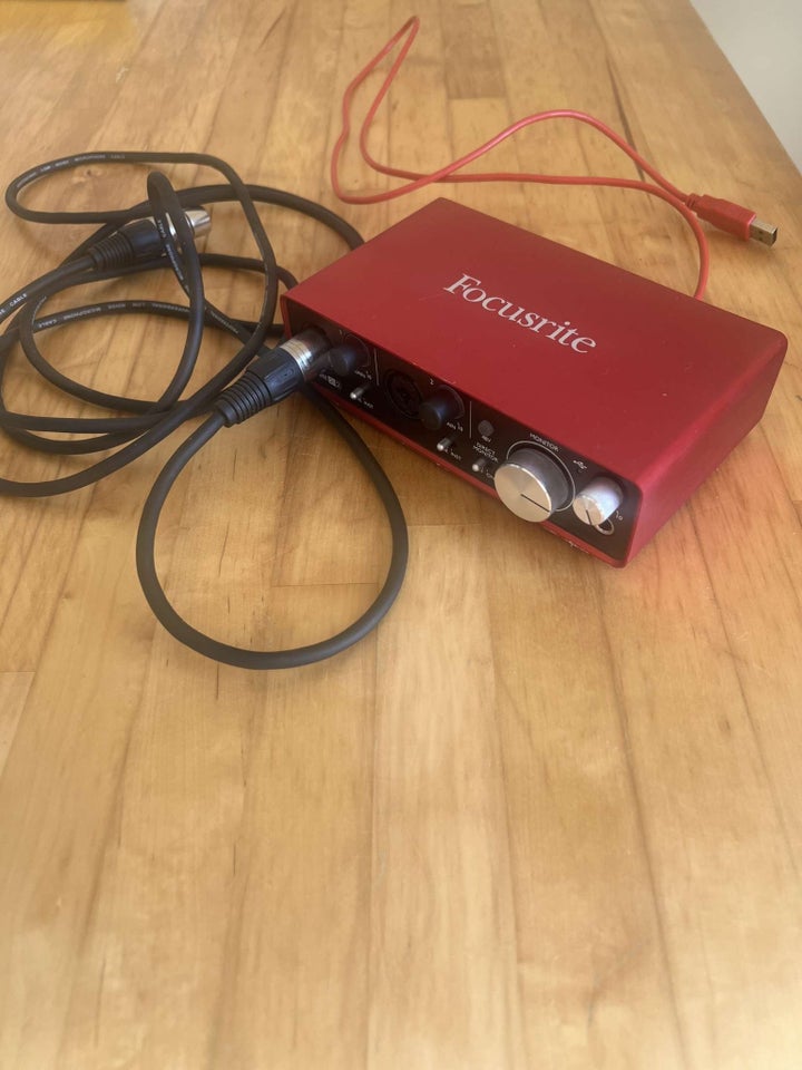 Focusrite Scarlett 2i2, Focusrite