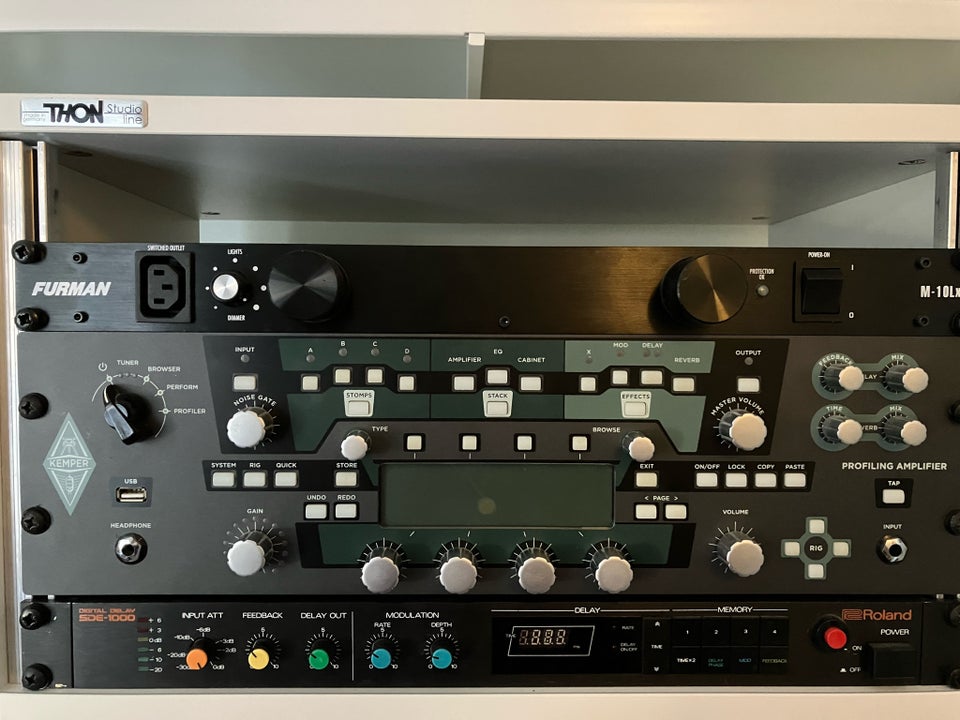 Kemper Profiling Amplifier Rack