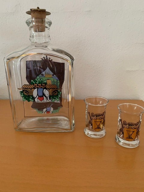 Glas Dramflaske og 2 dramglas