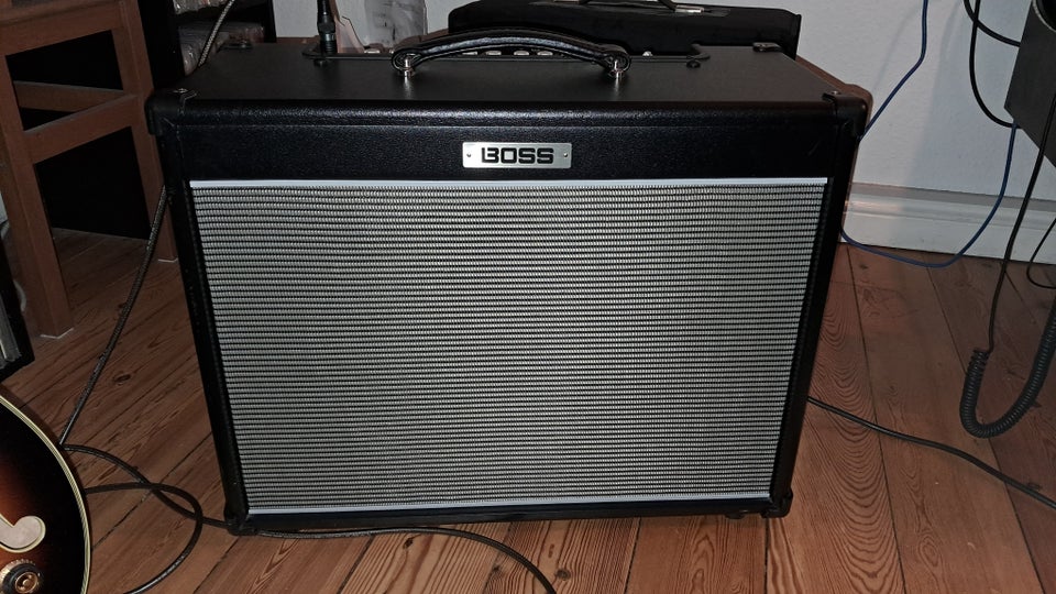 Guitarcombo, Boss Nextone Artist,