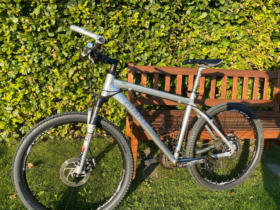 Giant hardtail 18 tommer