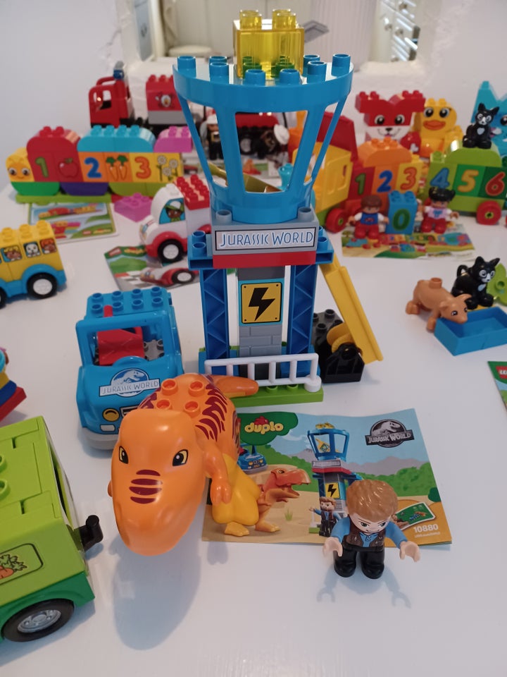 Lego Duplo, 8 sæt + 3 biler