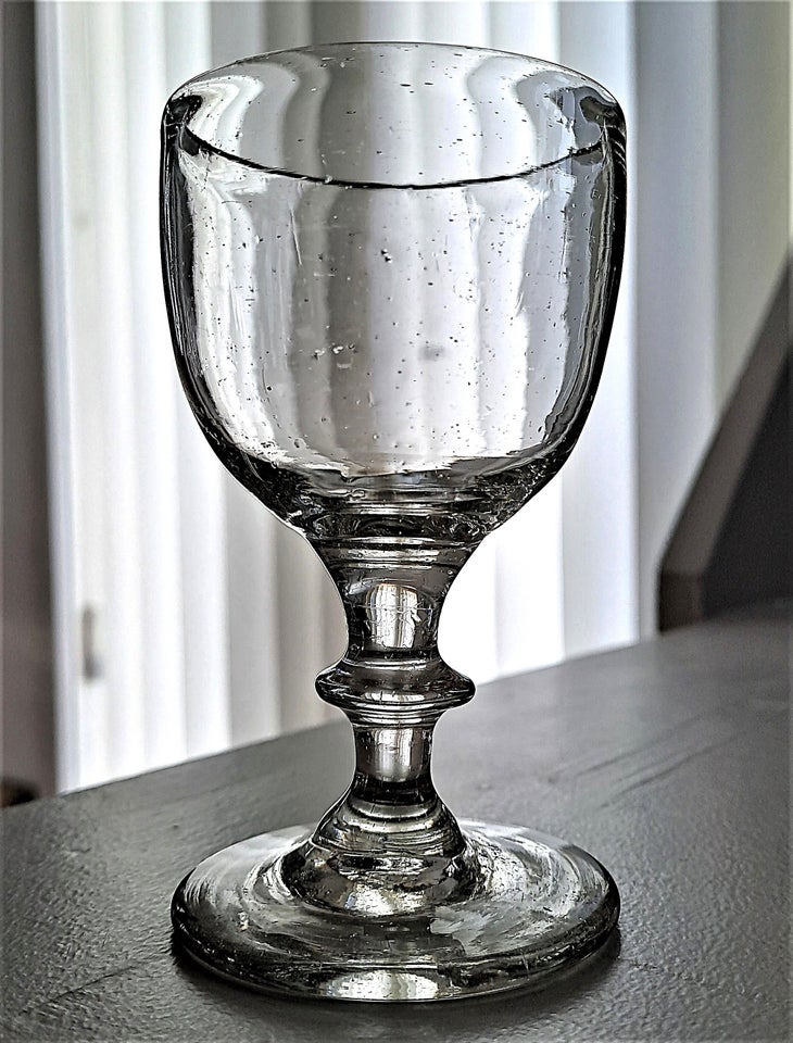 Glas, Gammelt 1800-tals viinglas