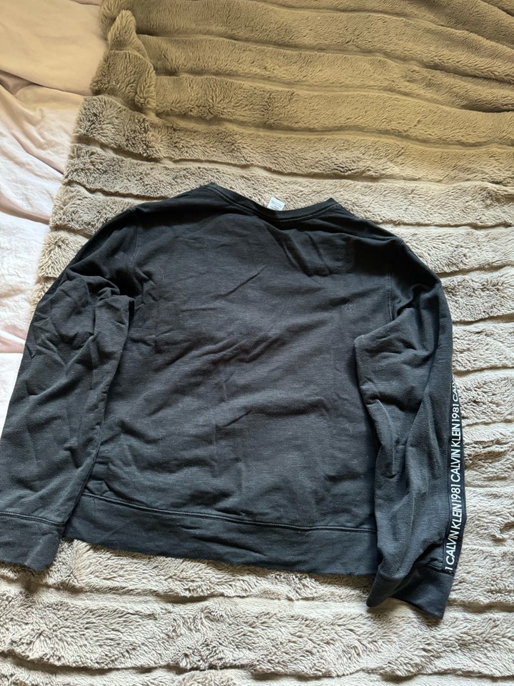 Sweatshirt, Calvin Klein, str. 40