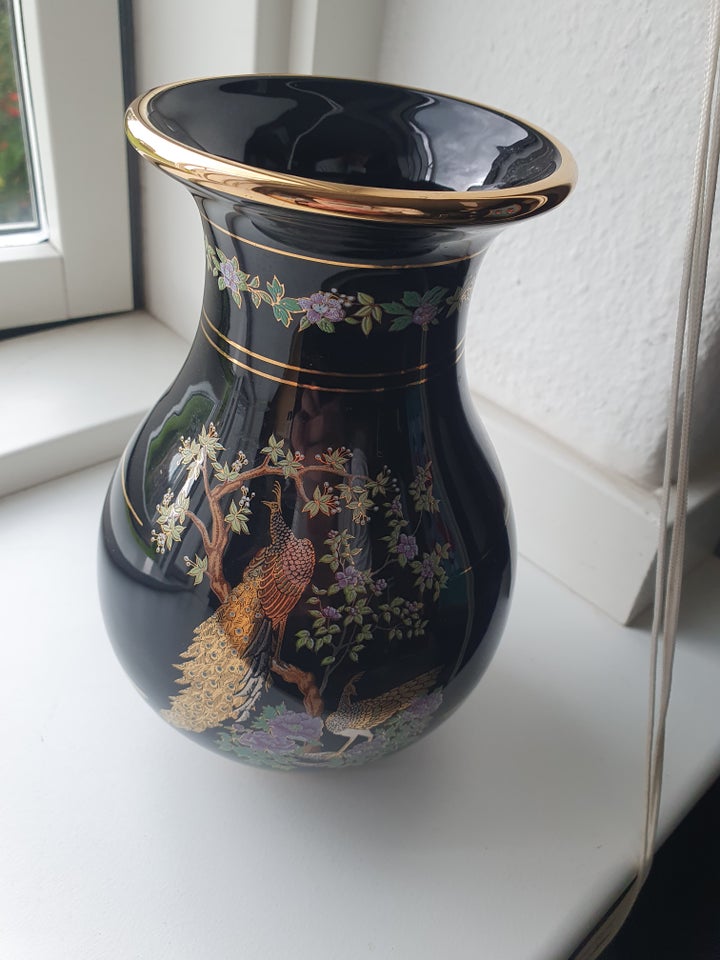 Keramik Vase med 24 Karat Guld