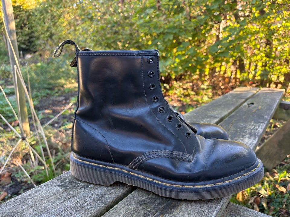 Støvletter, Dr. Martens, str. 44