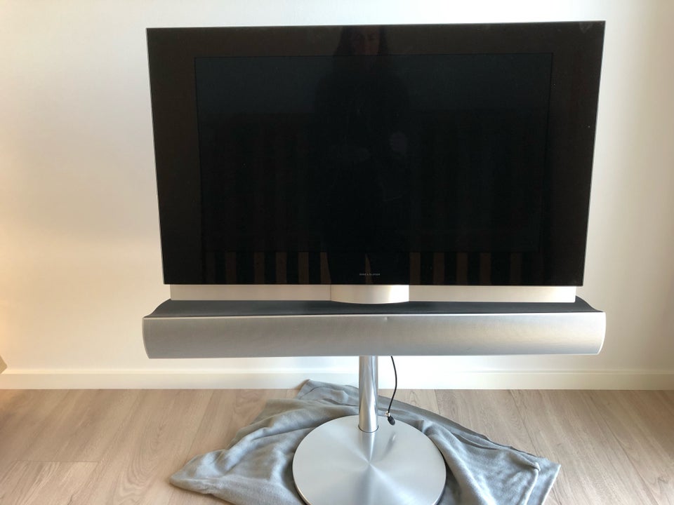 LCD, Bang  Olufsen, BeoVision 7