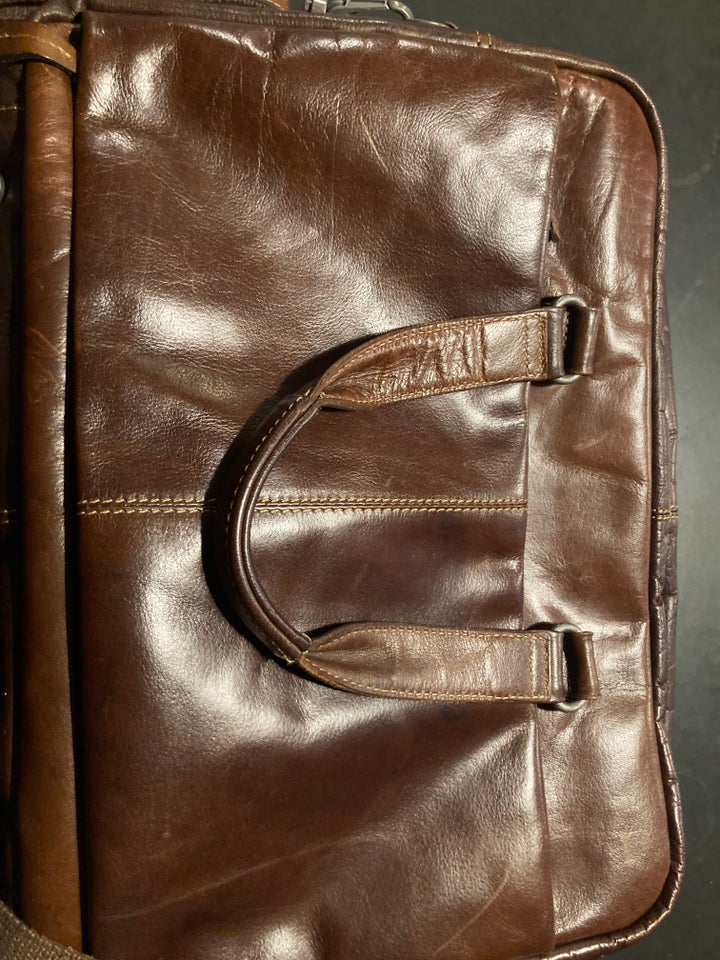 Crossbody, GUSTI LÆDER