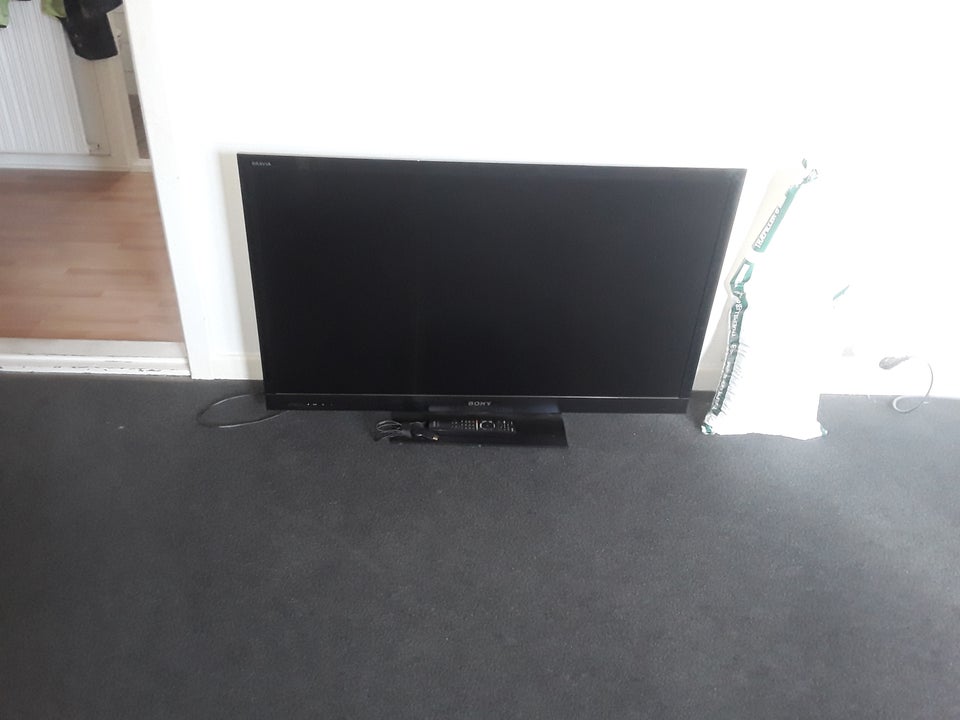 LED, Sony, 46"