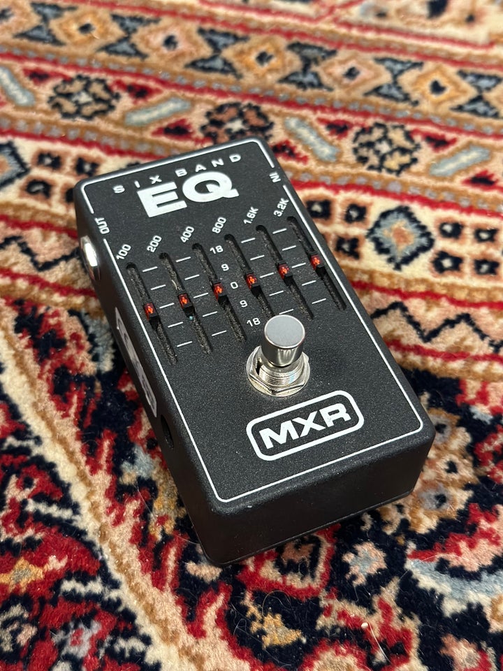 MXR Six Band EQ Black, MXR Six Band EQ