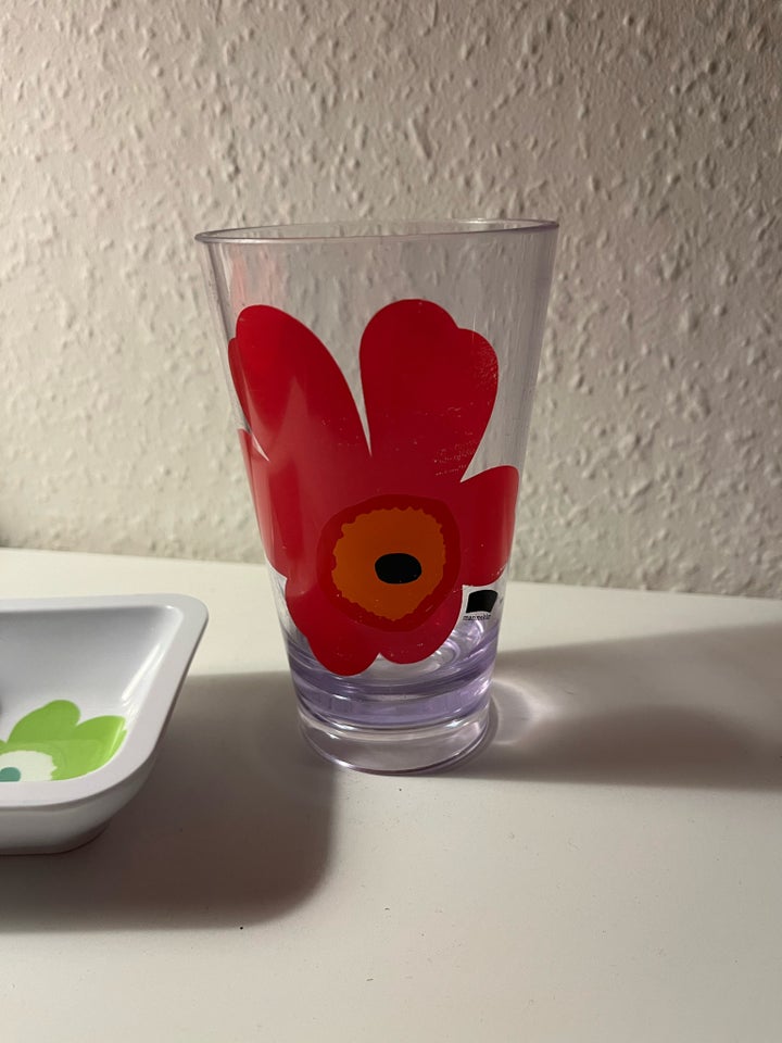 Plastik, Glas, Marimekko