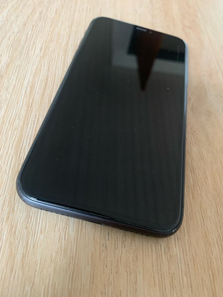 iPhone 11, 64 GB, sort